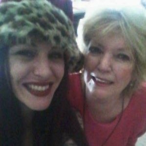 Meet your Posher, Julie